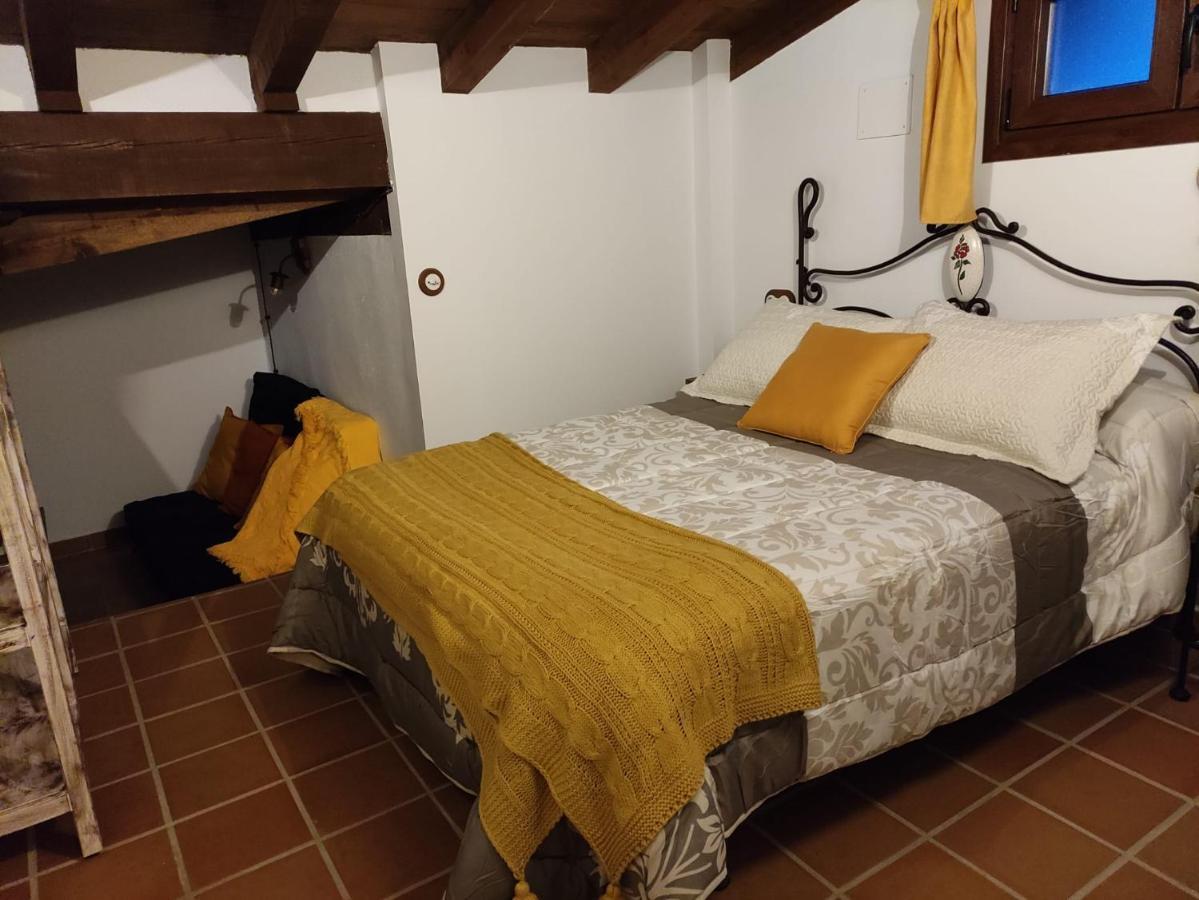 La Casa De La Abuela Amalia Daire Arenas de San Pedro Dış mekan fotoğraf
