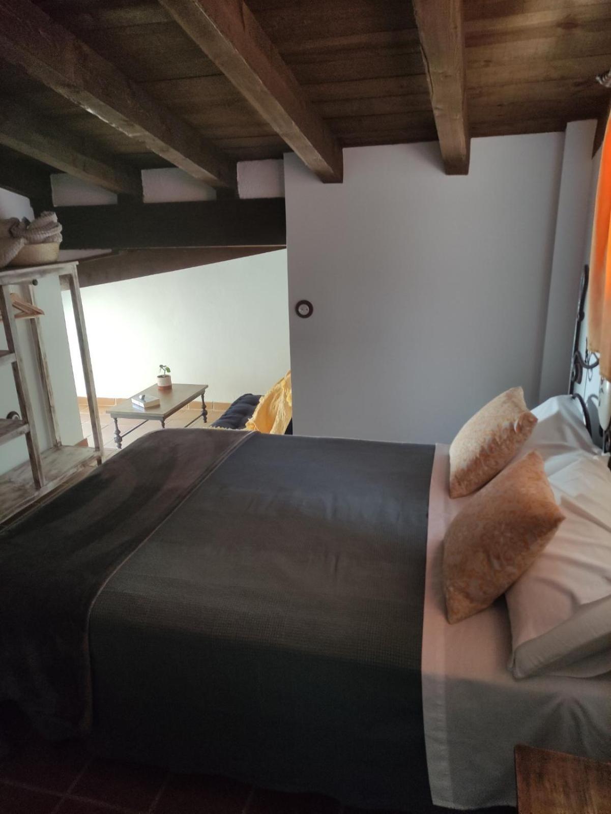 La Casa De La Abuela Amalia Daire Arenas de San Pedro Dış mekan fotoğraf